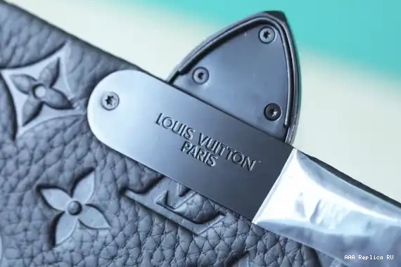 Aaa replica ru Messenger VUITTON LOUIS S-Cape 0506